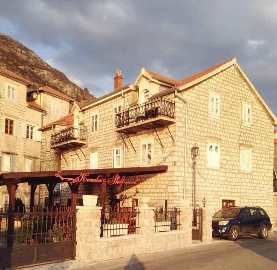 Lady Of The Rocks Apartments Пераст Экстерьер фото
